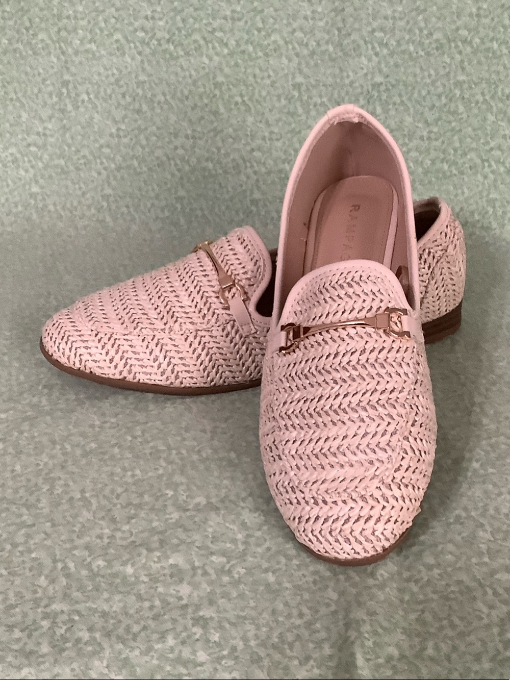 Rampage Light Beige Woven Rattan Loafers with Gold Accent Size 8
